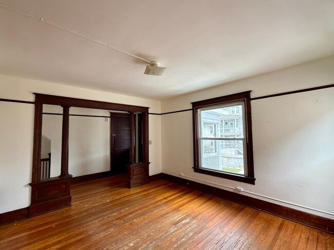 Building Photo - 26 Franklin St