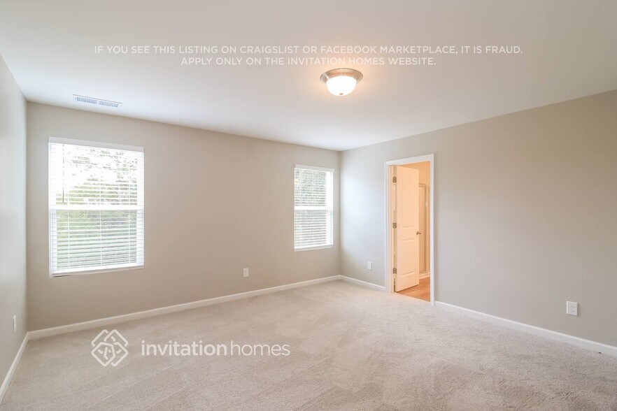Building Photo - 2080 Boxwood Cir