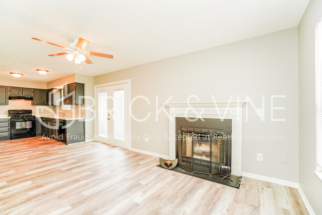 Building Photo - 2839 Beal Dr