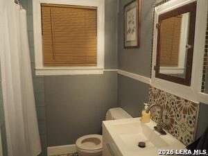 Building Photo - 1331 W Wildwood Dr