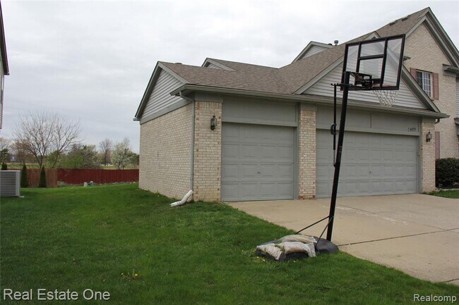 Building Photo - 40690 Bluesprings Ct