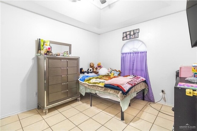 Building Photo - 3400 N Cognac Dr
