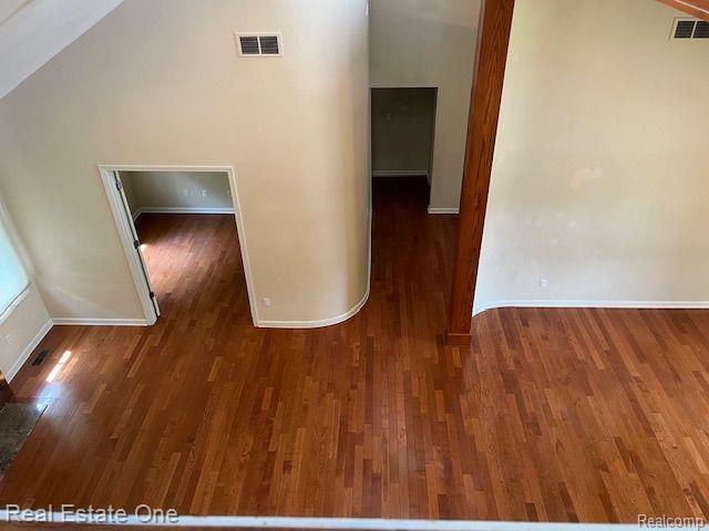 Building Photo - 3905 Newland Dr E
