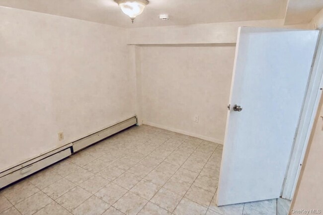 Building Photo - 1-72 Beach 115th St