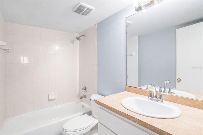 Building Photo - 4014 Ashford Green Pl