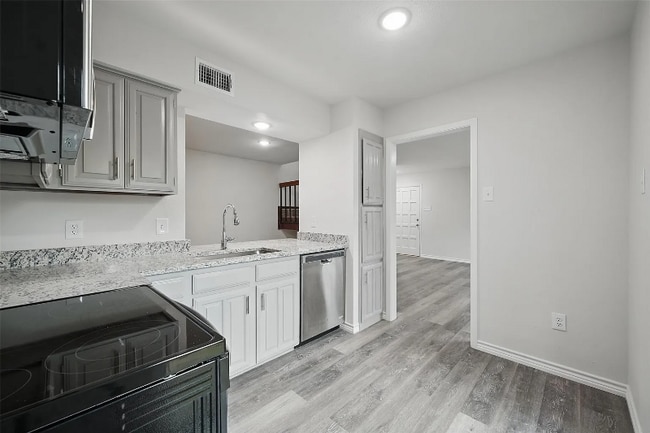 Building Photo - 5626 Preston Oaks Rd