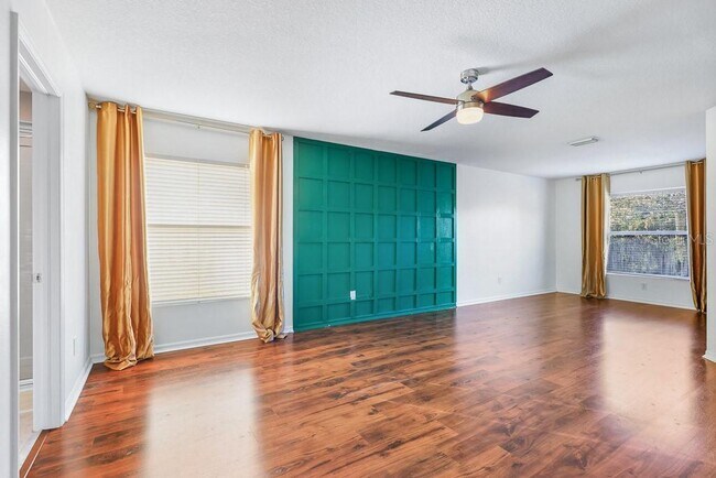 Building Photo - 15016 Heronglen Dr