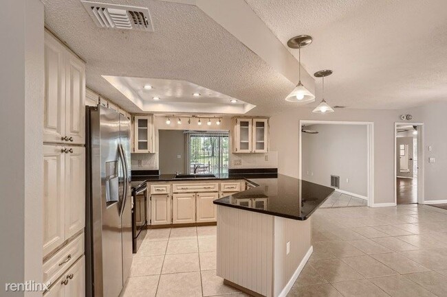 Building Photo - 3 br, 3 bath House - 10192 Swanson Court UNIT