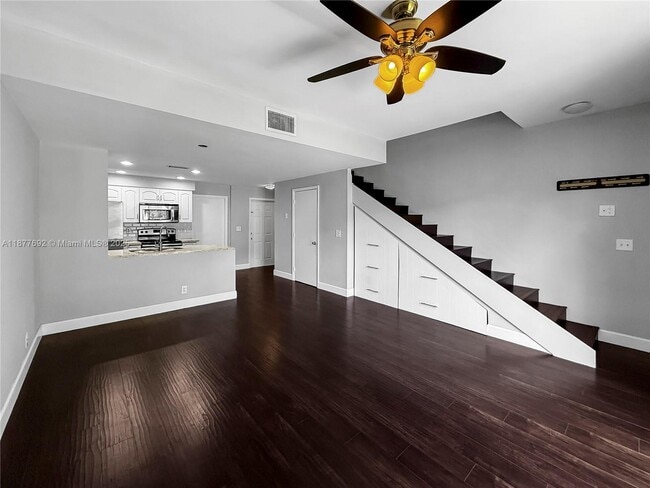 Building Photo - 1606 Veracruz Ln