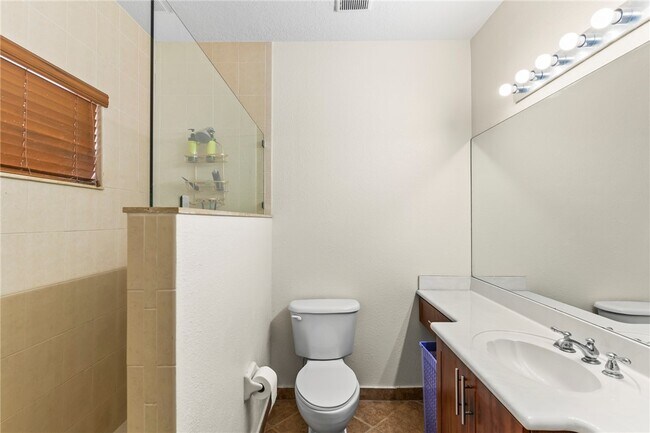 Building Photo - 2400 S Ocean Dr