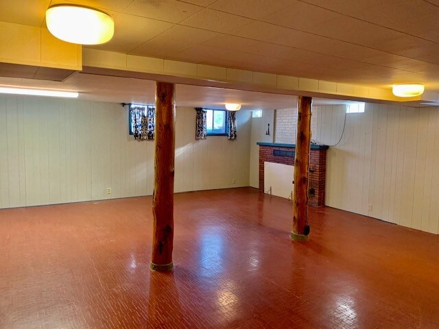 Building Photo - 213 N Berry Pine Rd