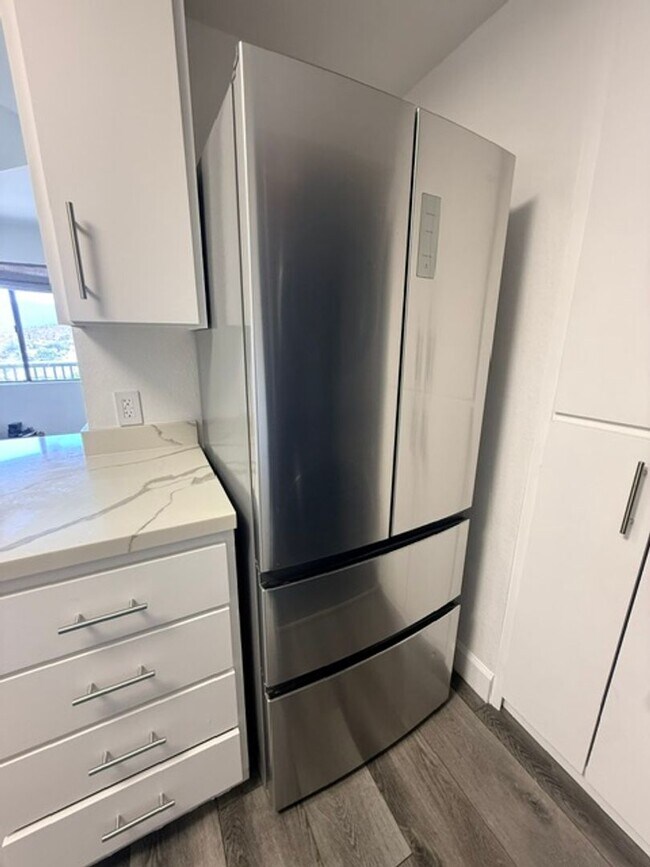 Building Photo - Fully updated condo in Spring Valley/ Rancho San Diego
