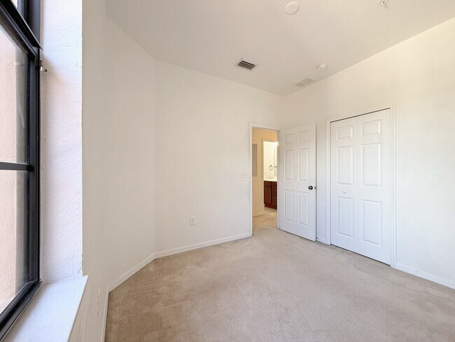 Building Photo - 4207 Via Piedra Cir