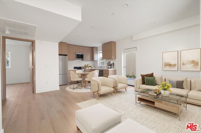 Primary Photo - 15207 1/2 Morrison St