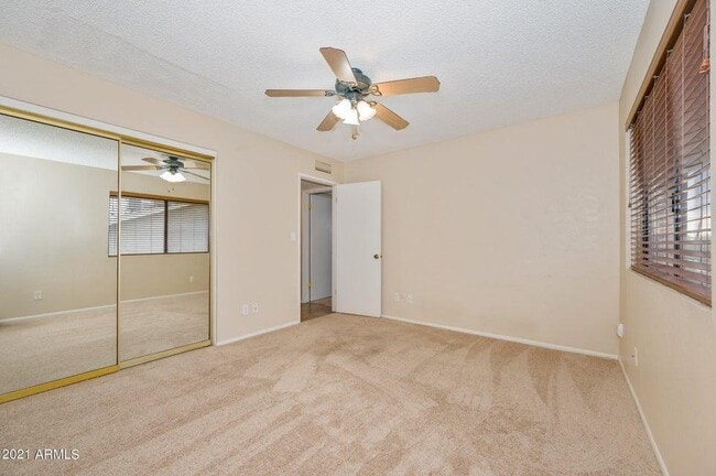 Building Photo - 1262 N 84th Pl