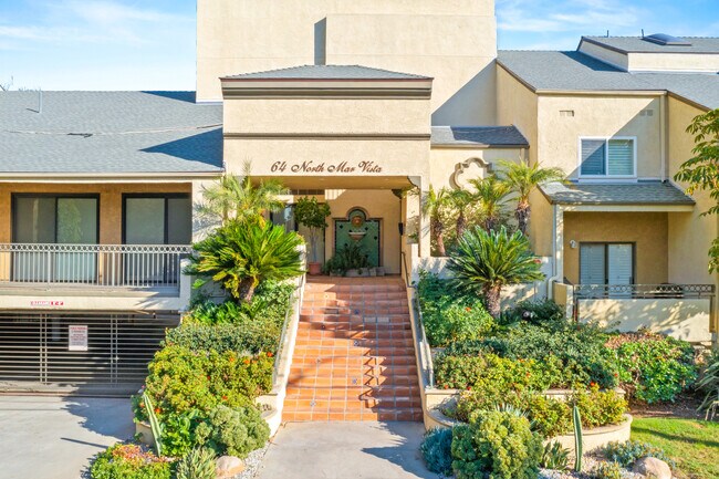 Building Photo - 64 N Mar Vista Ave