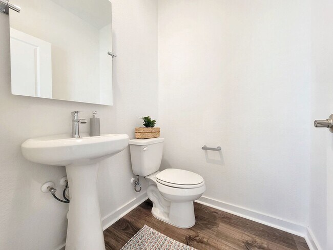 Building Photo - Spacious 4/BR 2.5/BA Retreat with Fenced Yard and Smart Features