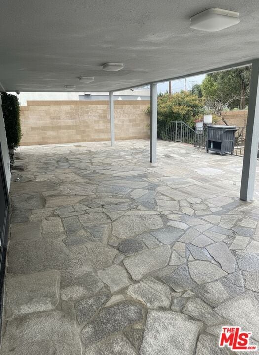 Building Photo - 4368 Fairway Dr