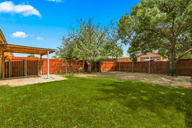 Building Photo - 3BR/2.0BA Single Family - Carrollton
