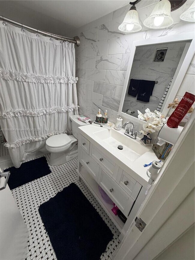 Building Photo - 13198 SW 10th Terrace Dr