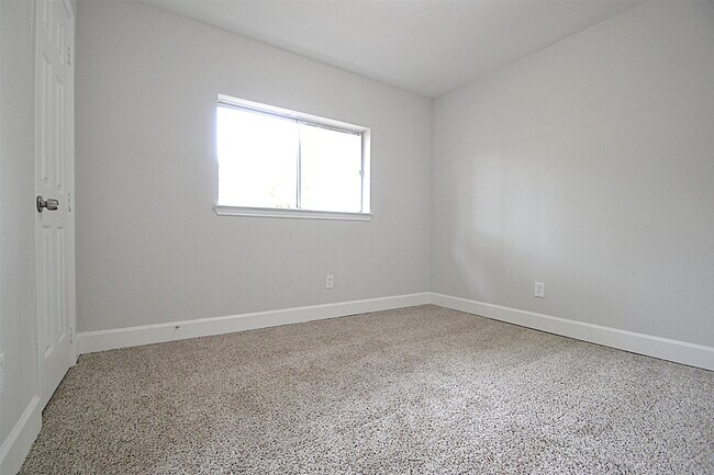 Building Photo - 4527 Adonis Dr