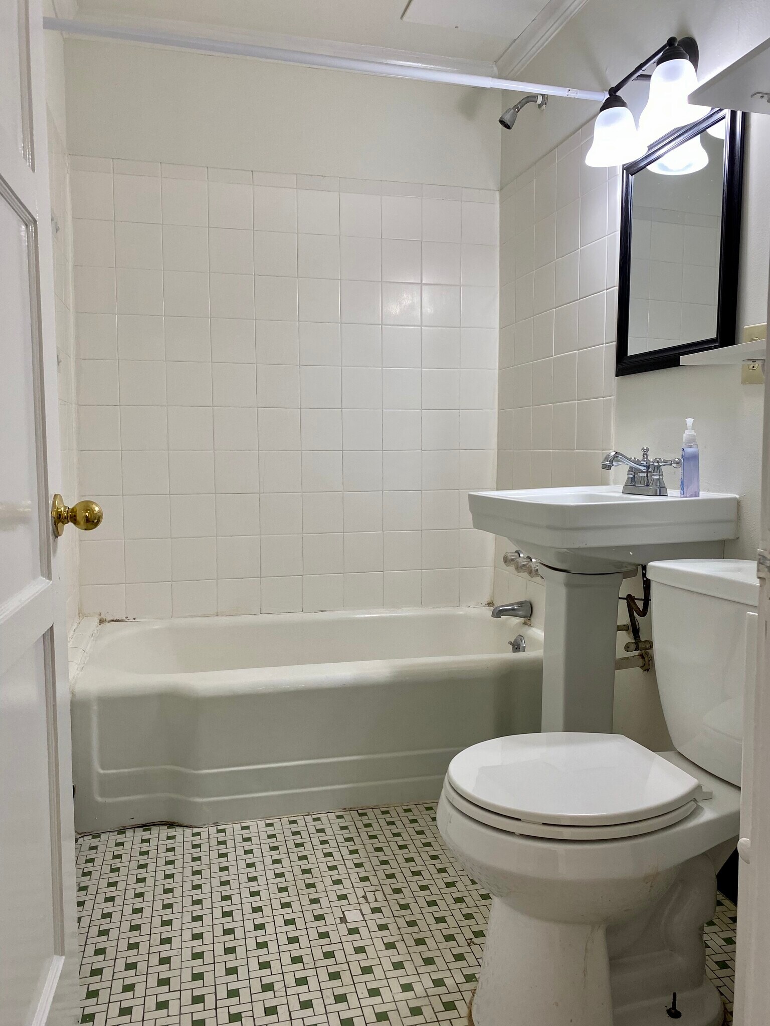 Building Photo - 2627 Rittiner Dr