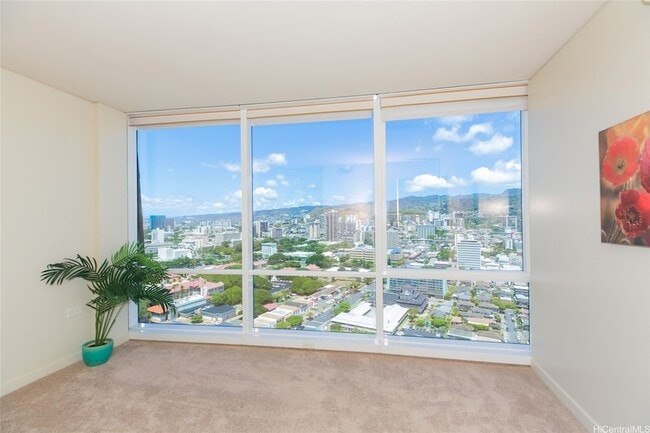 Building Photo - 1296 Kapiolani Blvd