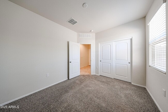 Building Photo - 31041 W Avalon Cir