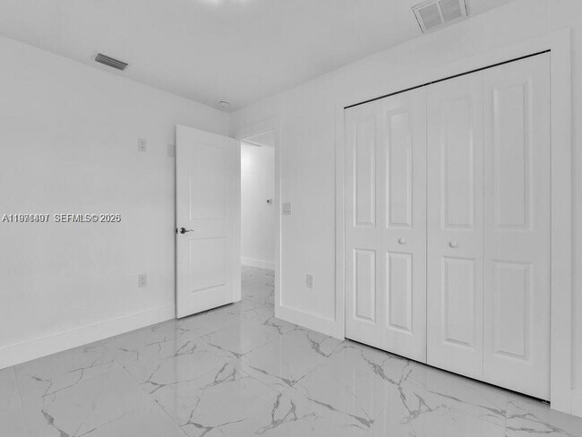 Building Photo - 5117 24th St SW