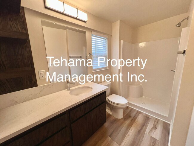 Building Photo - 304 Jefferson St