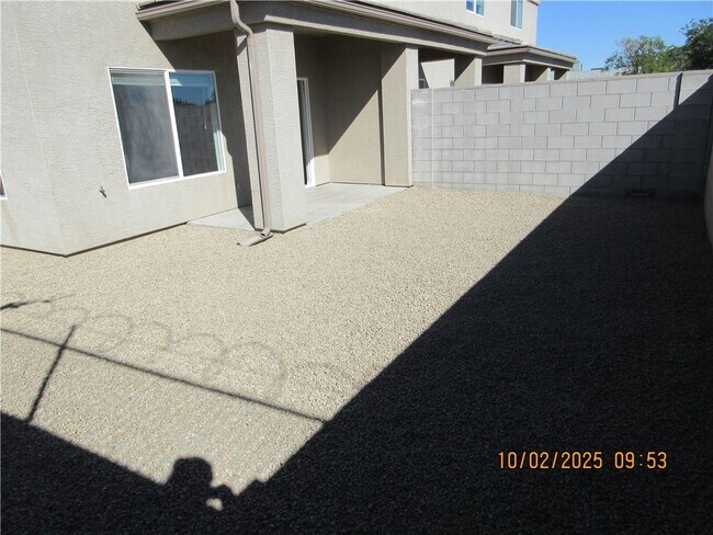 Building Photo - 3560 N Bond St
