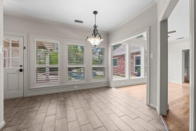 Building Photo - 165 W Shadowpoint Cir