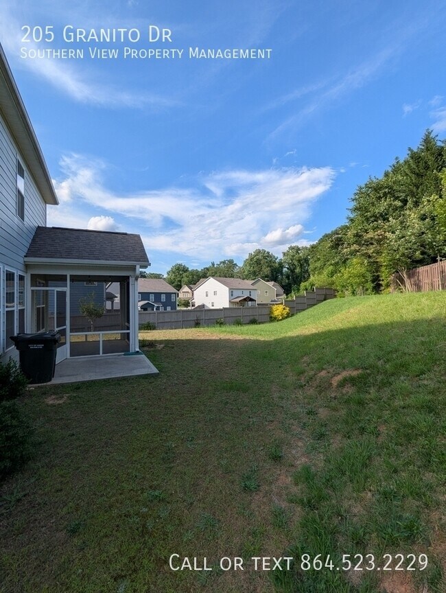 Building Photo - 205 Granito Dr