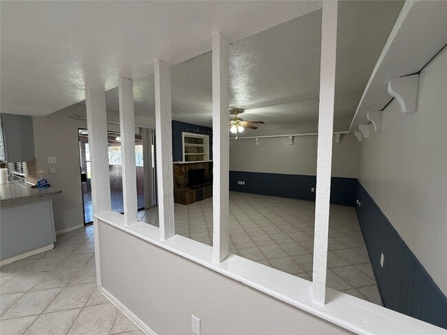 Building Photo - 16914 Clan MacGregor Dr