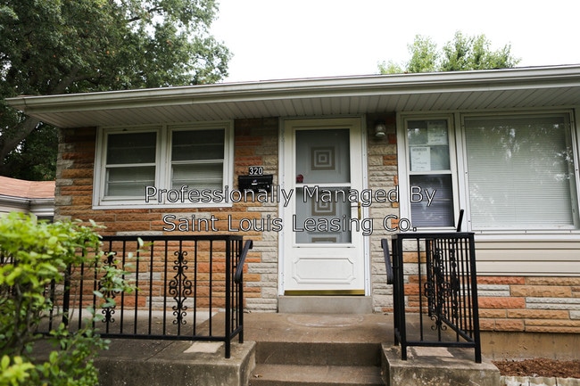 Building Photo - 320 S Lafayette St