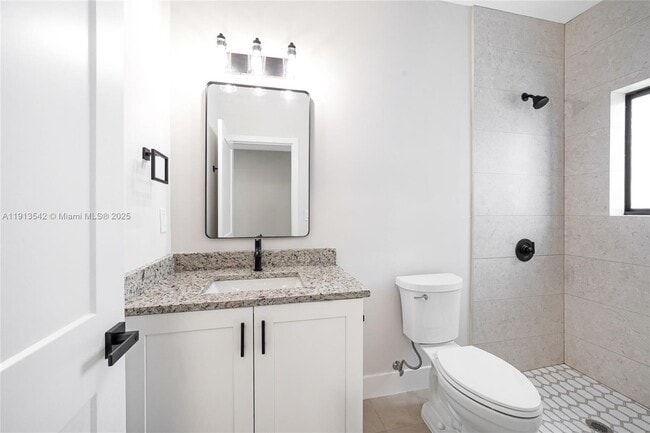 Building Photo - 4309 E 8th Ct