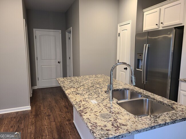 Building Photo - 11906 Brightside Pkwy