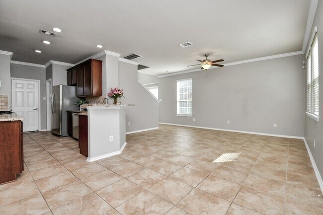 Building Photo - 6426 Haywards Crossing S Cir