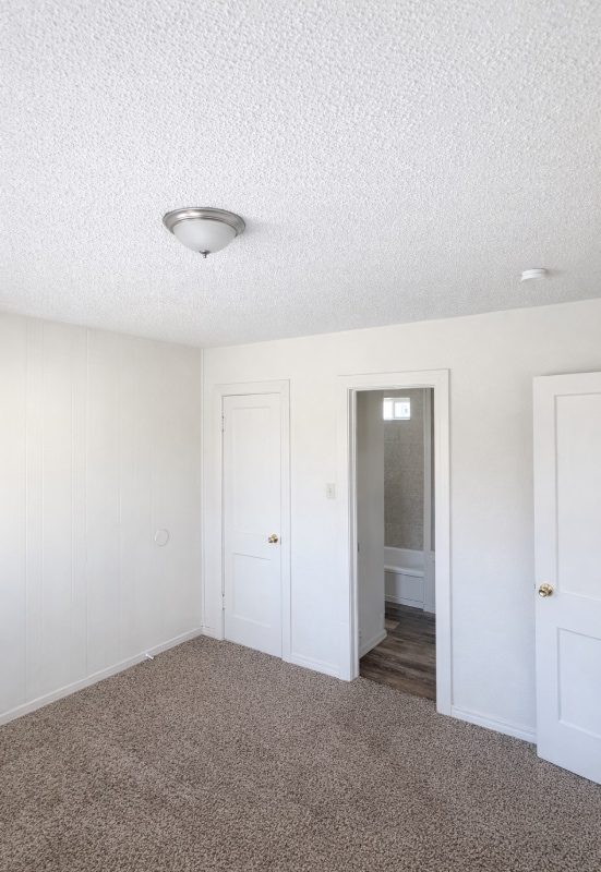 Building Photo - 300 Delmar Ct