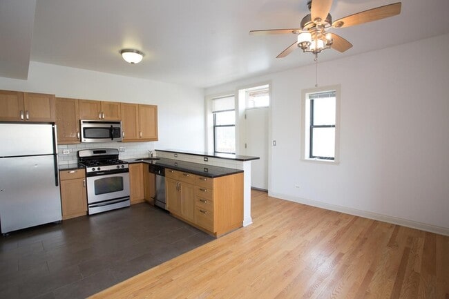 Floorplan - 5355-5361 S. Cottage Grove Avenue