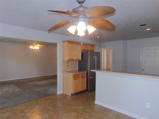 Building Photo - 16810 Deck Ct