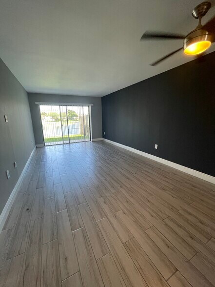 Building Photo - 5200 NW 31st Ave