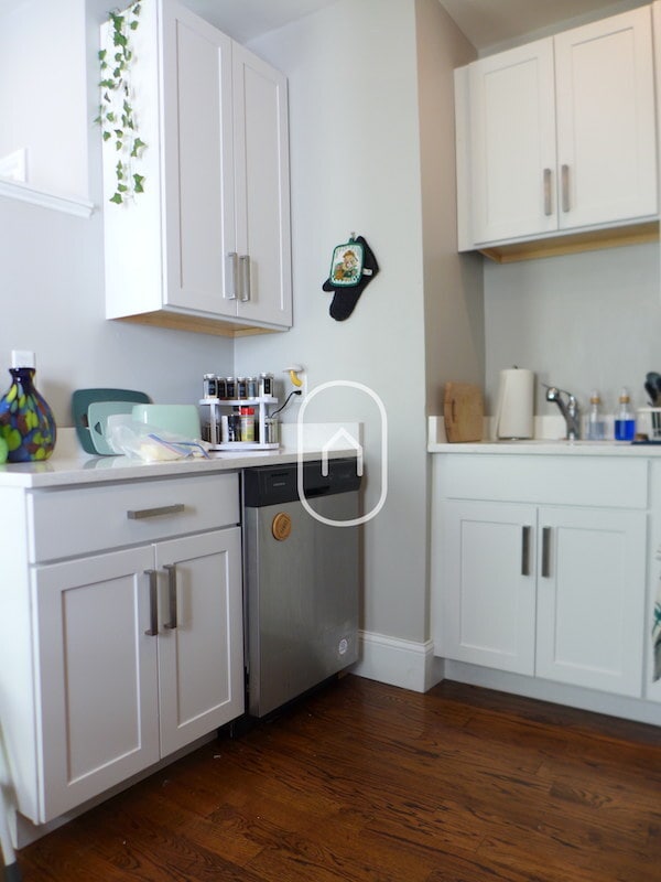 Building Photo - 129 Saint Alphonsus St