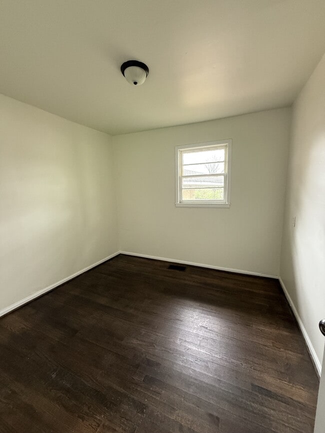 Building Photo - 6117 Patton Ave