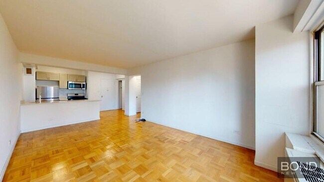 Building Photo - 1 bedroom in NEWYORK NY 10014