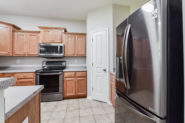 Building Photo - 2007 Westwind Dr