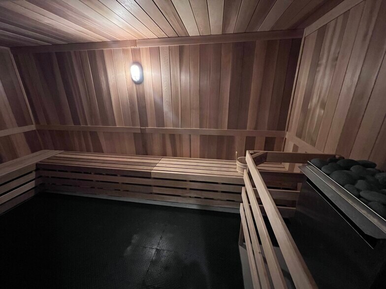 Men's Sauna Interior - 1515 Liona St
