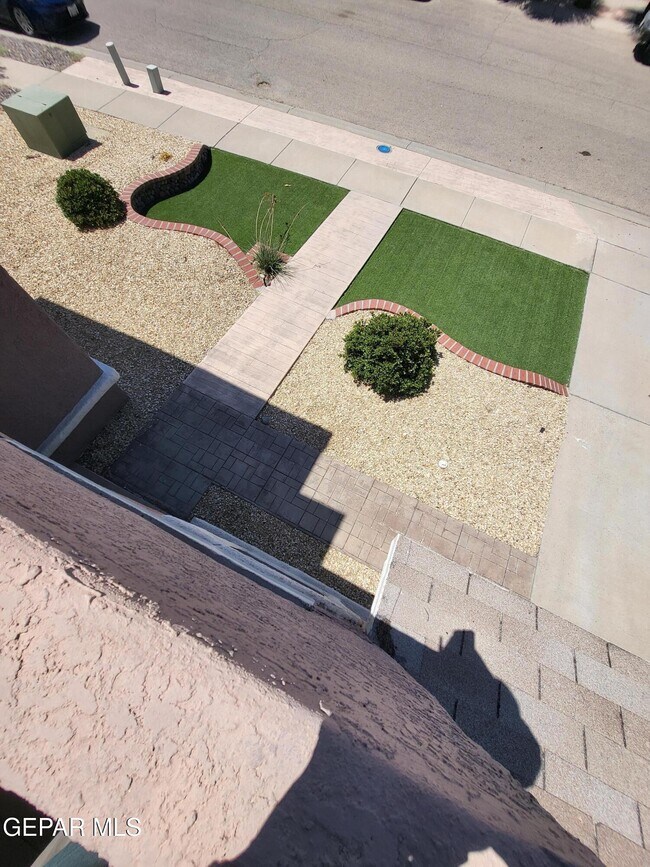 Building Photo - 2992 Tierra Limon Dr