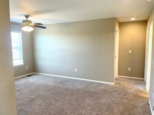 Building Photo - Home for rent in the Traditions neighborhood Aurora CO 80018