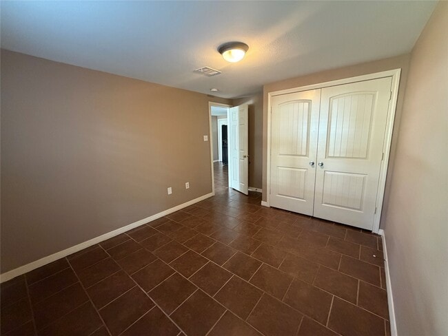 Building Photo - 1720 Roxella St